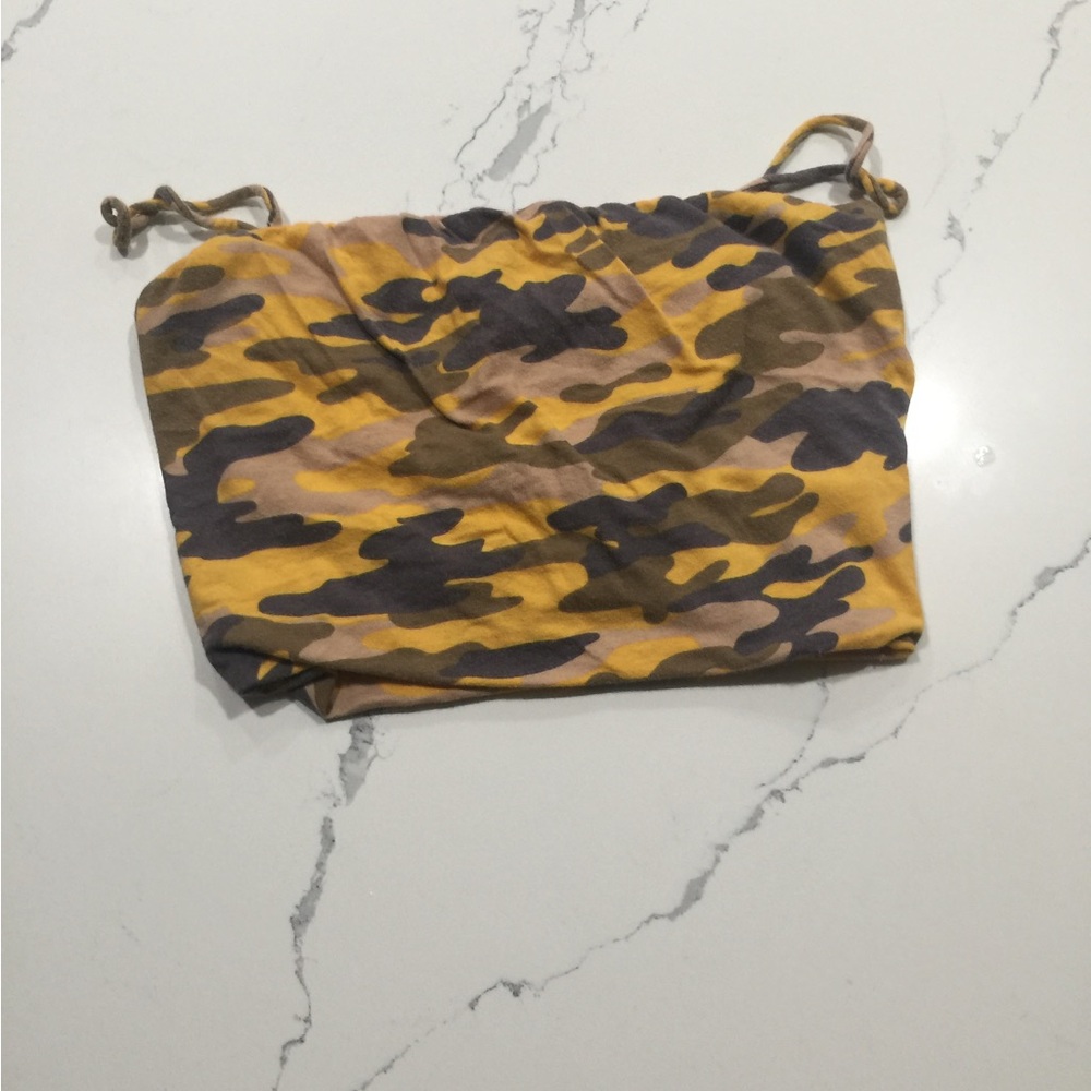 Camo crop top